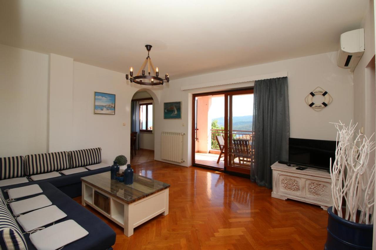 Apartments With A Parking Space Rabac, Labin - 7429 Exteriör bild